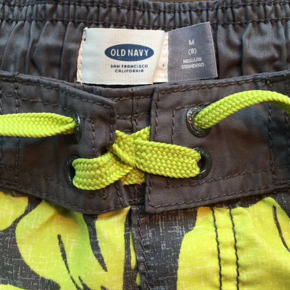 Old Navy boys swim trunks medium size 8 - Picture 2 of 3